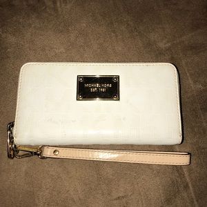 Michael Kors wallet/wristlet